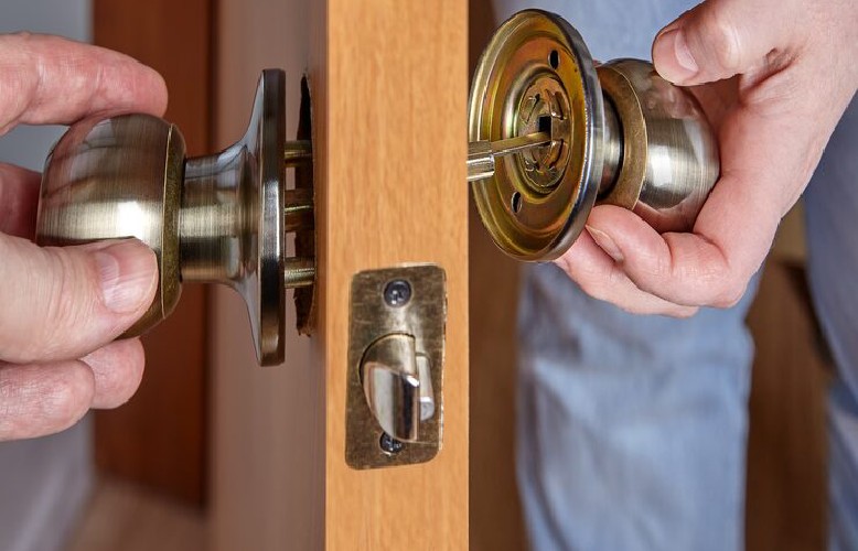 Locksmith-Solutions