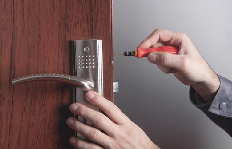 Locksmith-Solutions